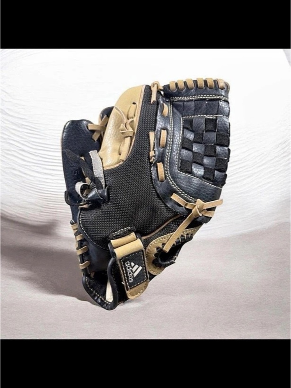 Adidas Black & Tan Baseball Glove - youth